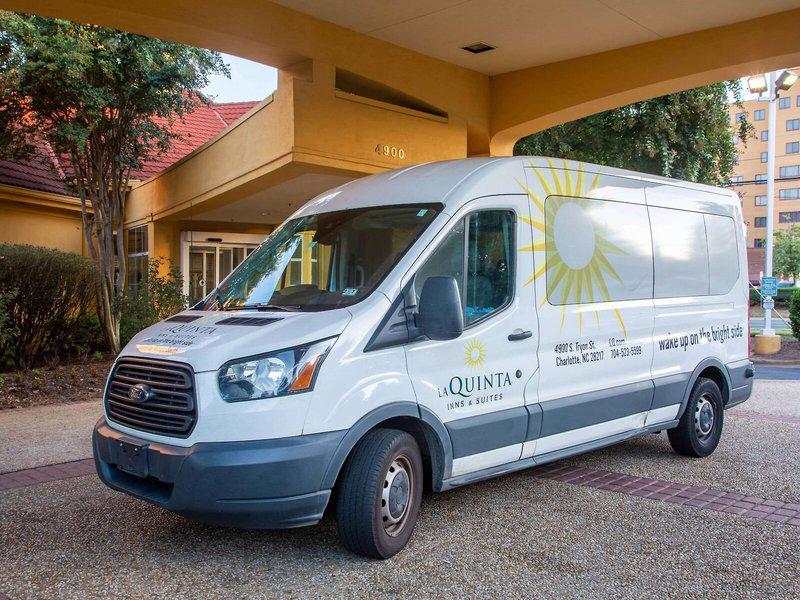 7D4FDB6F4D4A414252E3E5744D78E38D