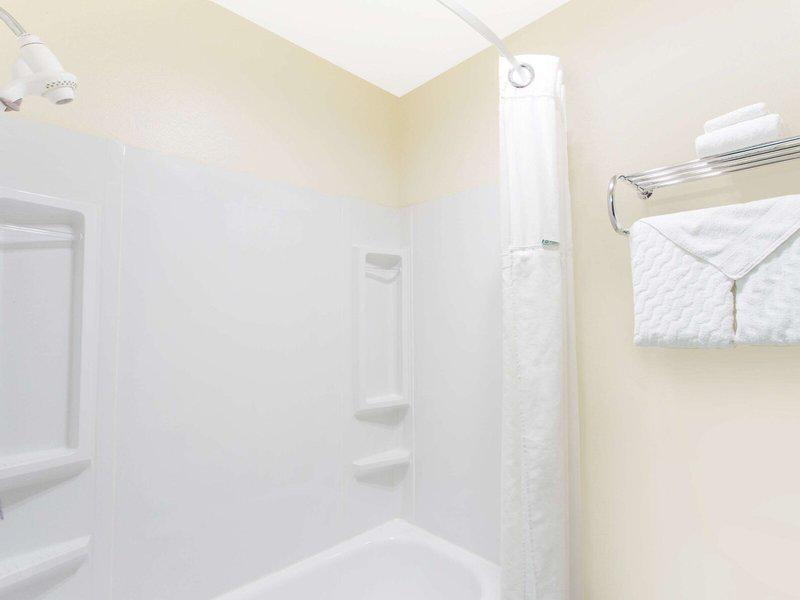 7B5F86A8814621243605C9EC9A0E3358