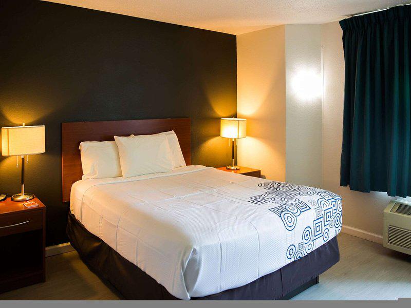 FEFF30729F0D9EEEB81E544AF2B79A45