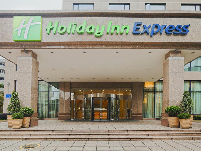 458DFFD2C532866AA59D766C1F89CBF8