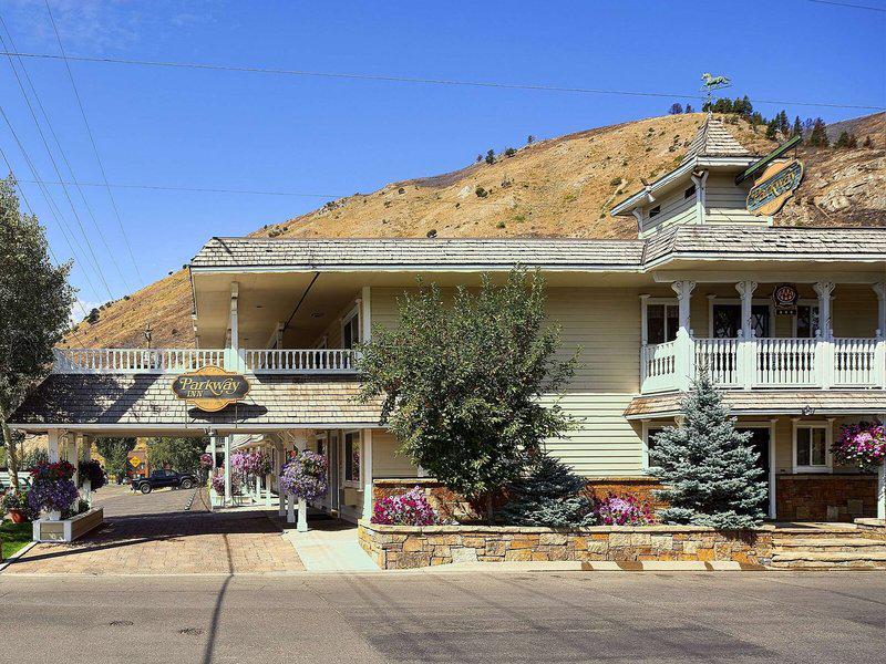 06BC5C1936632BEC804B697171C8A565