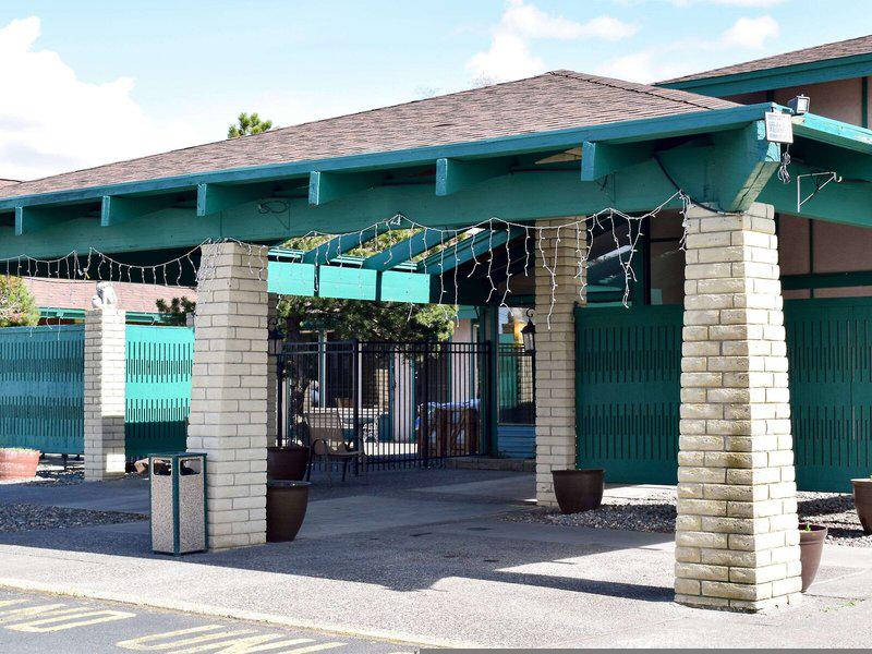 4BFBF956722F76822F3F7CB540B4B671