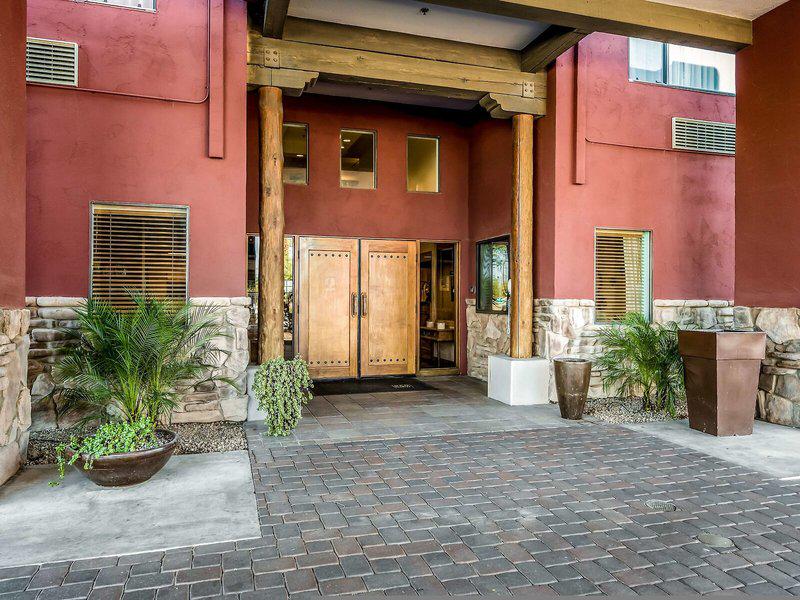 840EE5A7D33FCA70B9C4EB2ED469B386