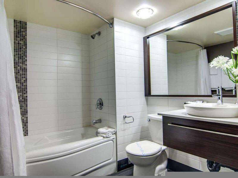 3AAD018E6C1FB5034F834C5585B33A4D