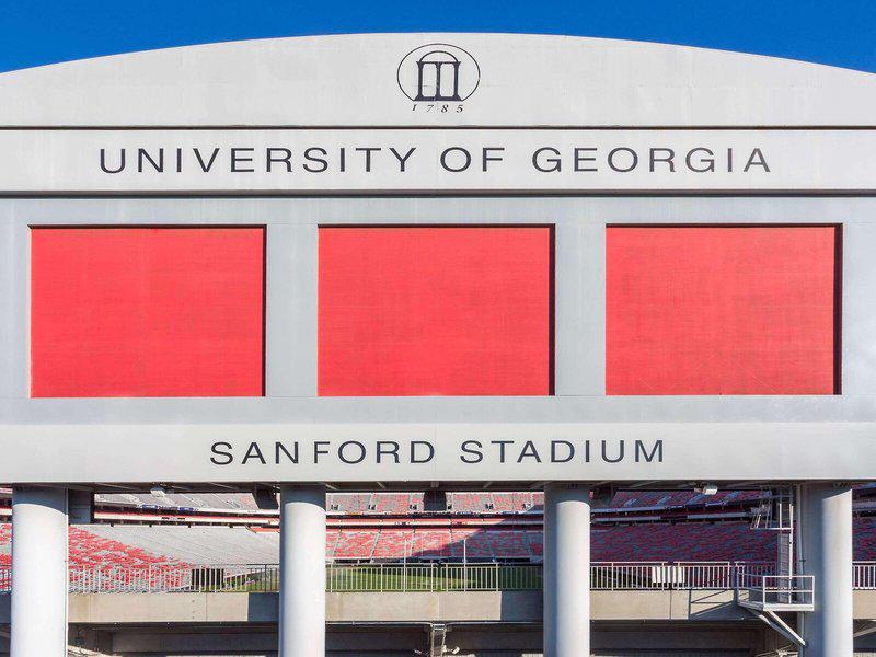 FD891B9BC765015D68ACCE2658EB025A