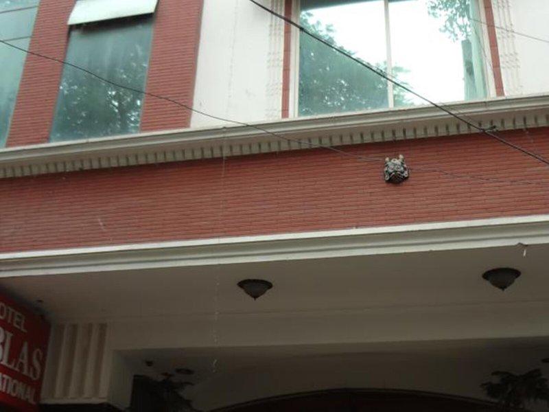 7A405198CD21396832F7DB6D03F53422