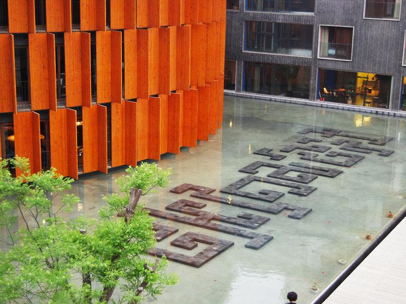 8E4B04DF9E6E2A99CB092A8272EF2A41