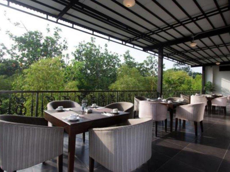 EADC141E497512E85172D73BD9B0A4E9