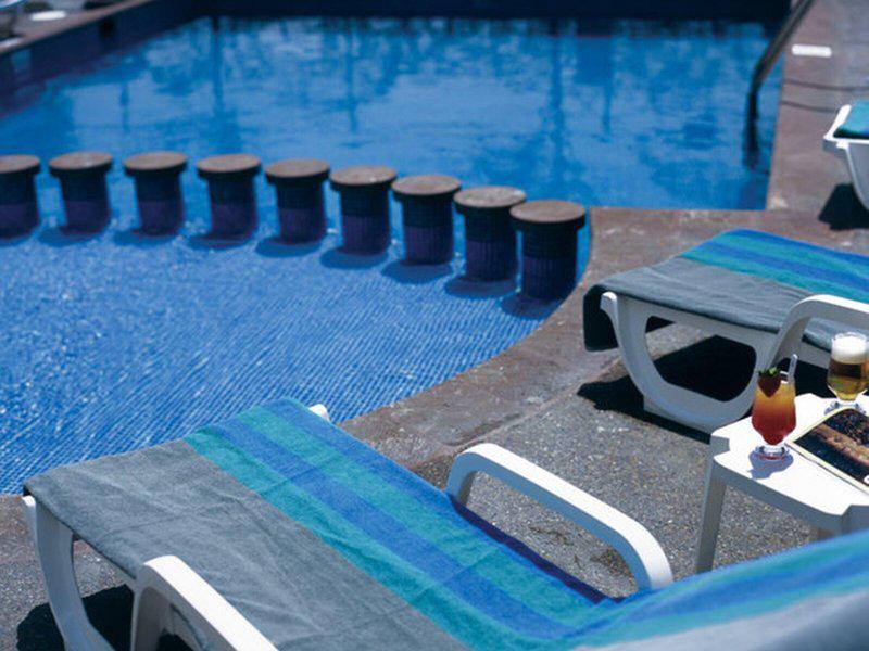 044D0E8D83A7F1F33FCE881D0E245230