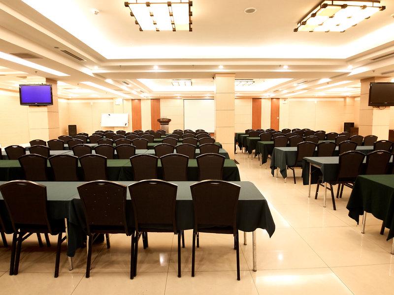 AB686BDA662589E6D774DD3468E18106