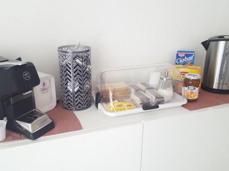 AECBBD3D9F89CBEBD12709963B9B6FC0