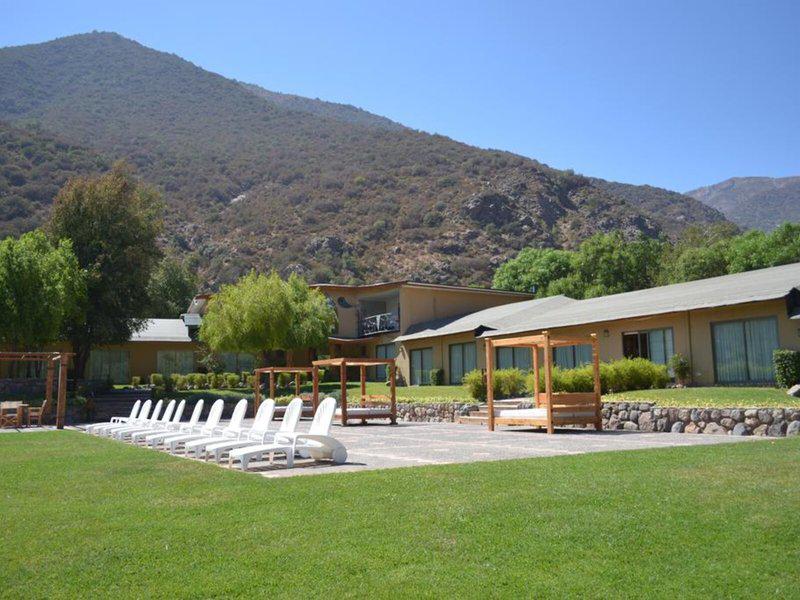 8F7331A8711D0B06D553DD42A8BA8367