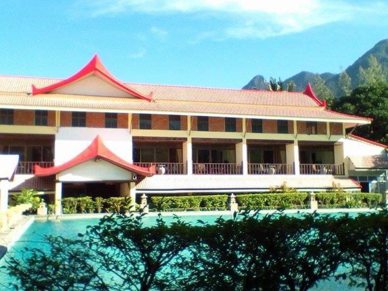 FFF45D8B6136A7E6338E1EF66B0D5A02