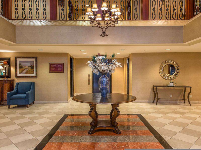 E1255DB1CA0209C57400DFD975B6165F