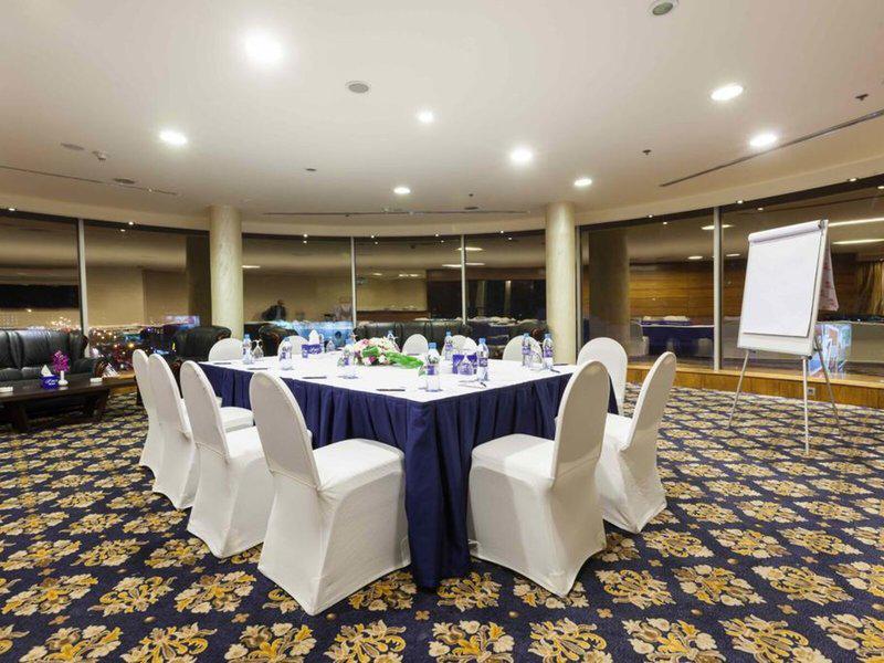 B42D223169E5ED2BBDD1AE7CEC34930E