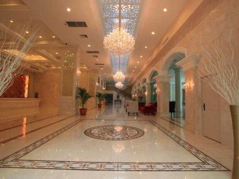 15FEA7BF2B90D1B15B9C9C63A5F28E36