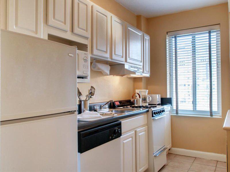 2DAC0E363D990E1EDAE7883C3A25E09F