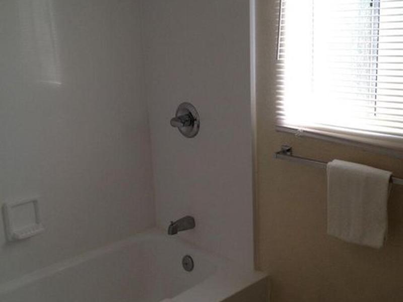 C5E3DA301FB56392A1795AF79911F23C