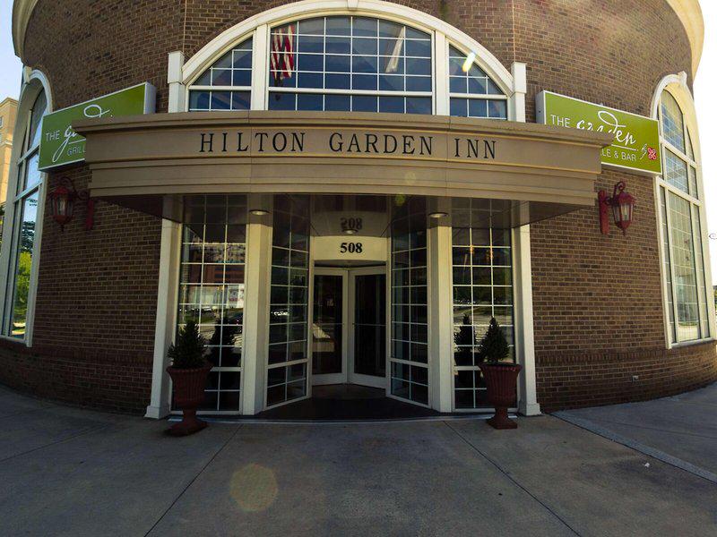 B6CA626A8E6E23FC29B3A24A04F29B1C