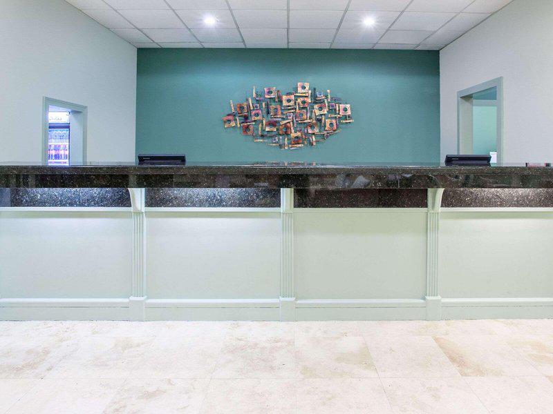 C5AB7823DE75655EB7DFF8DE63D581E1