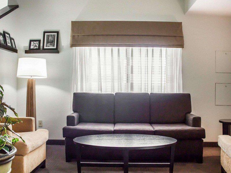 ED54CBB75BA5B878F98D93CDDC34AB87