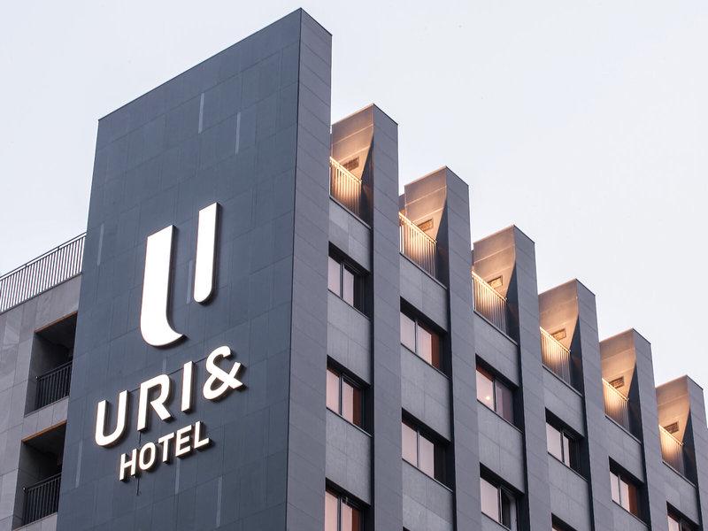 7AA60A0CB2E150C72CC0CEE04EB2709F