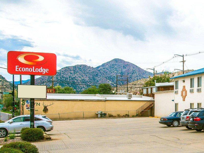 FFE0F5FD4DC86220BC63B2EE10996DDC