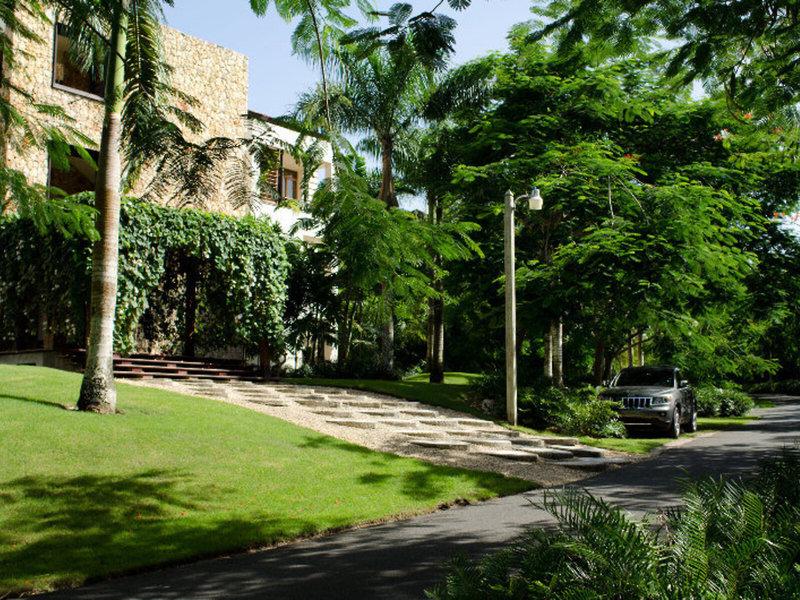 1186EF87668213E8B93473A39E85C93F