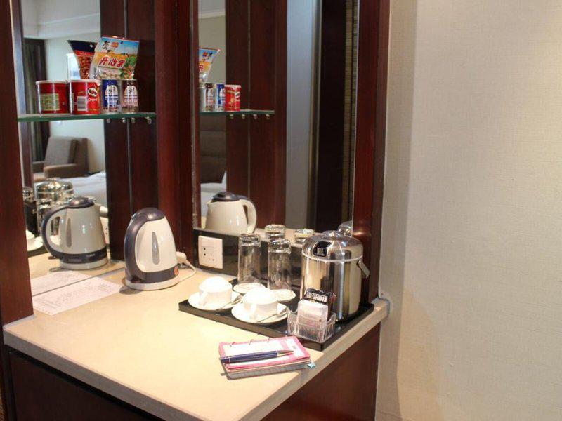 6C1EF5D55CD49EC726037A2F26A2F1B4