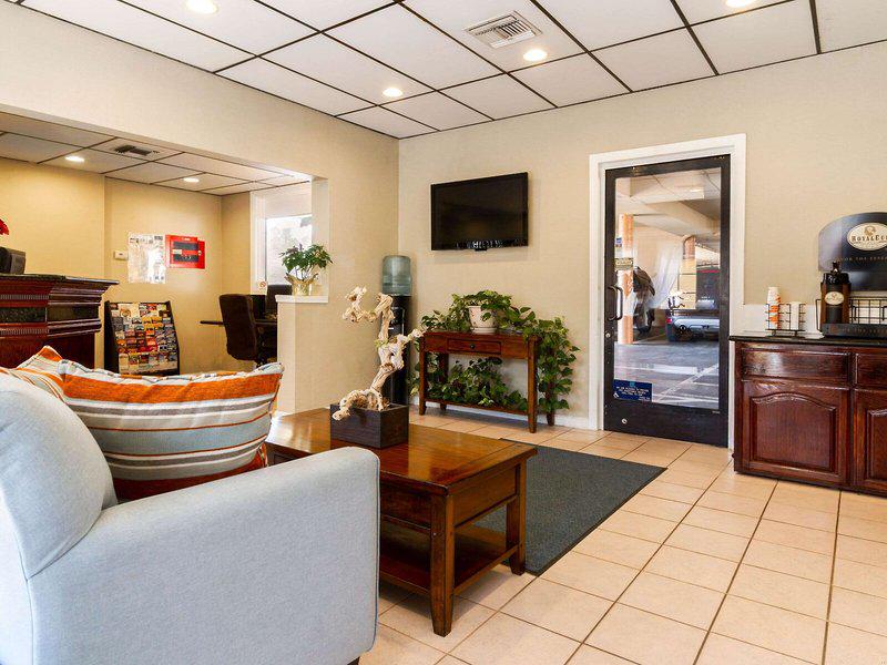 F84FEB3960E68F23B07E6E7ECFF85C27