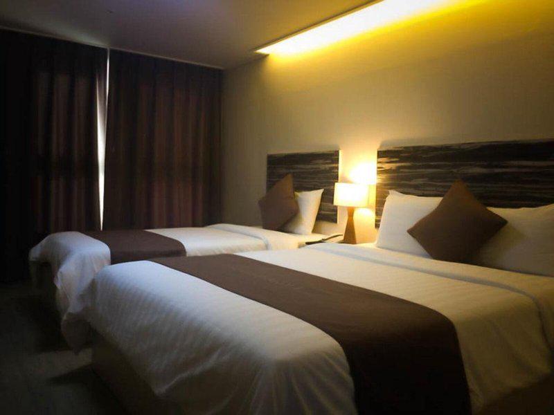 C5699C8B832264FC6C2D516938E8311D