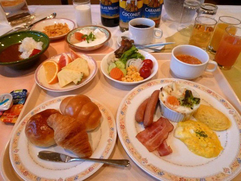 A80E73E28B81E4AB8D873013BC94368E