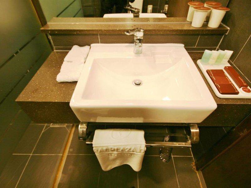 B39896569D057A10060632D4EB8E4D17