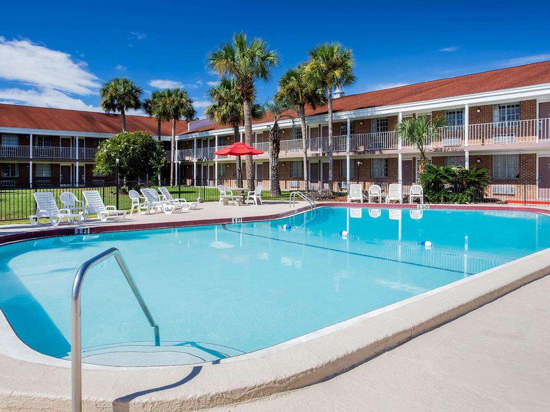 4A4B151E5AFB212D1453C7FD1D28091B