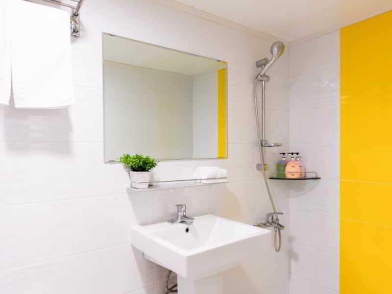 9062C1B37BBFB3FBCE4A449AD53E81AA