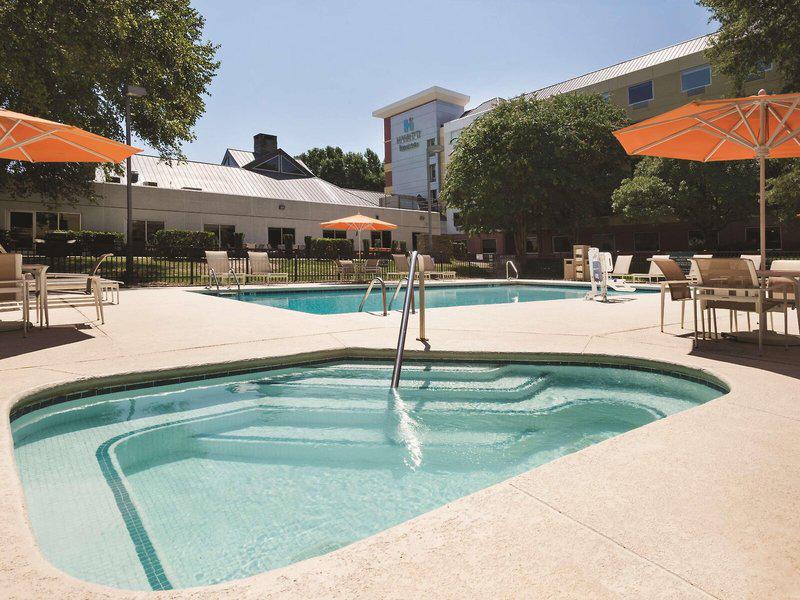 7D3976A4F369B0E3B9430ABA1C6A7935