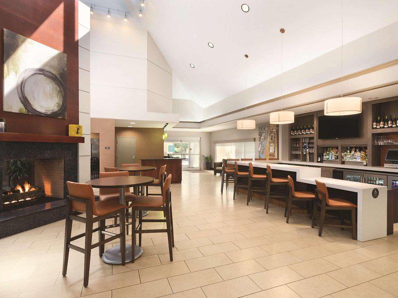 9EA3D7C7DD5D9EA31E0443C70286D626