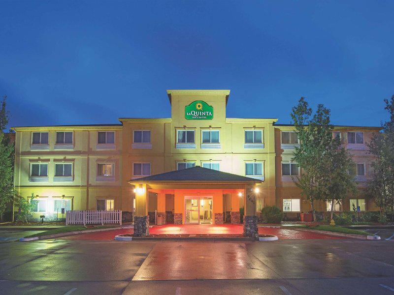 C6401F0386F011EDA6B633DB5AD4D88D