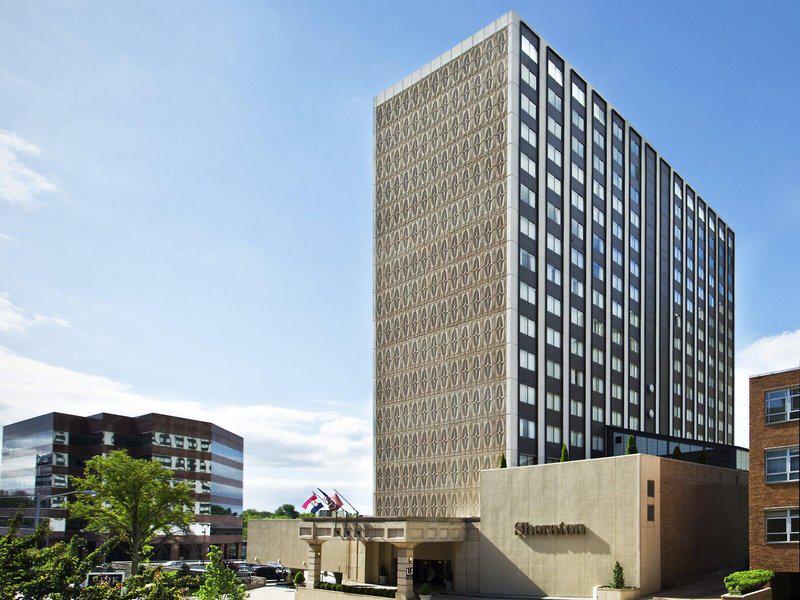 3FEB5385C27E673D7F423185A2562796