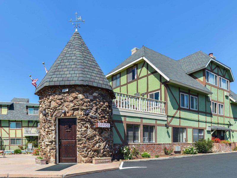 15E70B1843D240314324F729EE41F60B