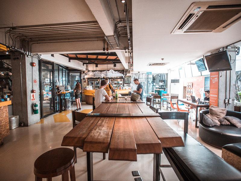 6FC7F96EC57E3818FFD3E3532F807689