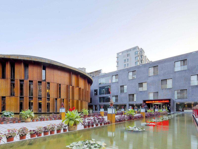 67426F8F7EE7D326A17330691DA1A2C3