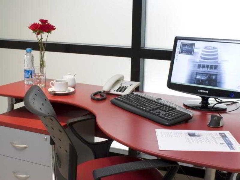 2C9DB43FAE71CF997735D196FAEB62E4