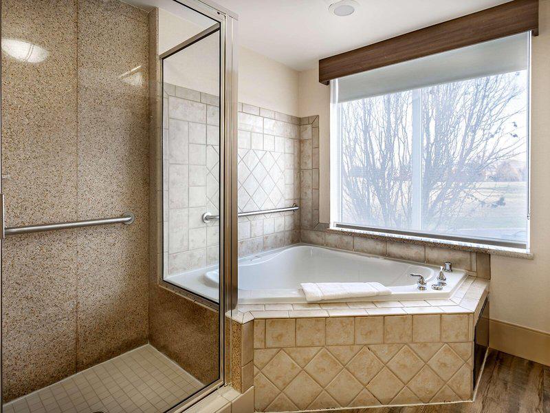 6E09986E682288DC286C7E92A2844567