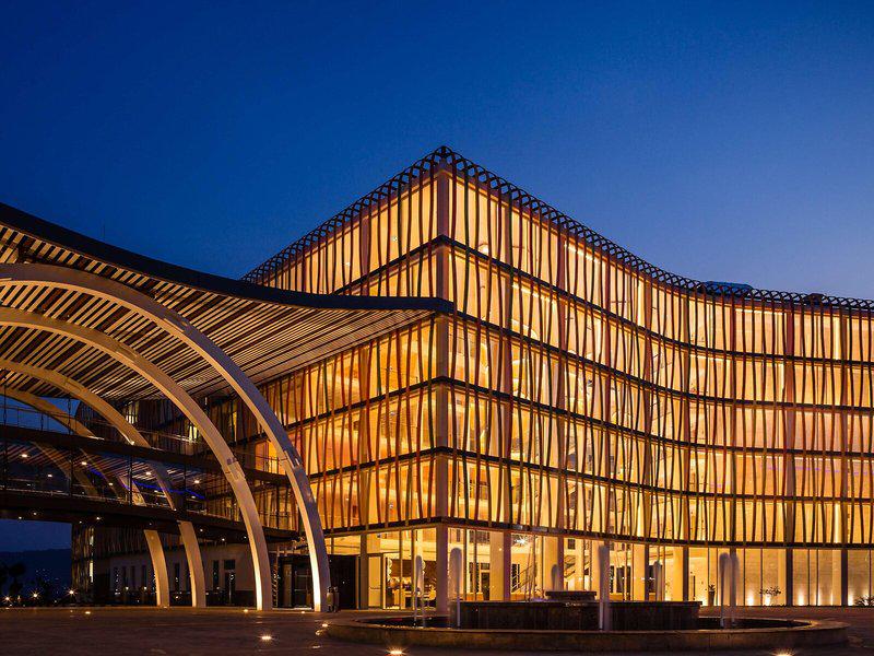 DD9A1F66B560B6D8FC31FB33FB48124F