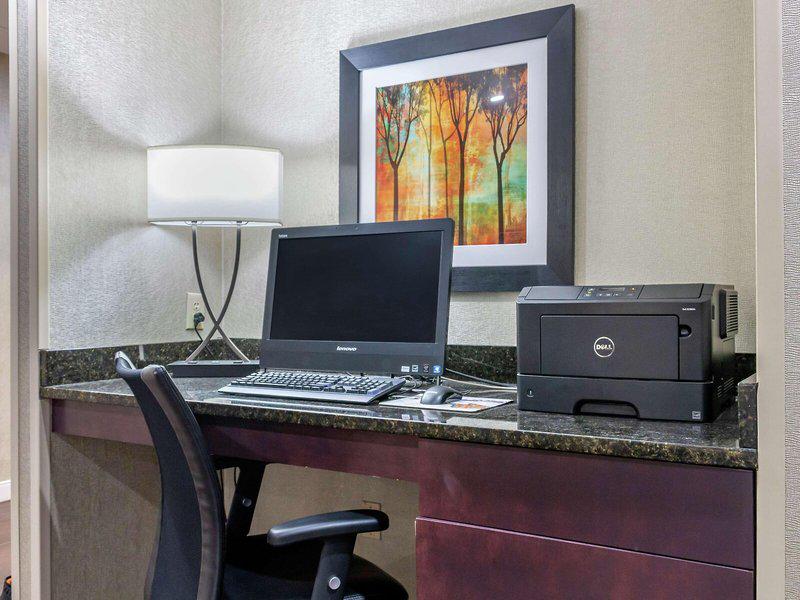 48AB66B5E6A399A8A8024EAE6B047231