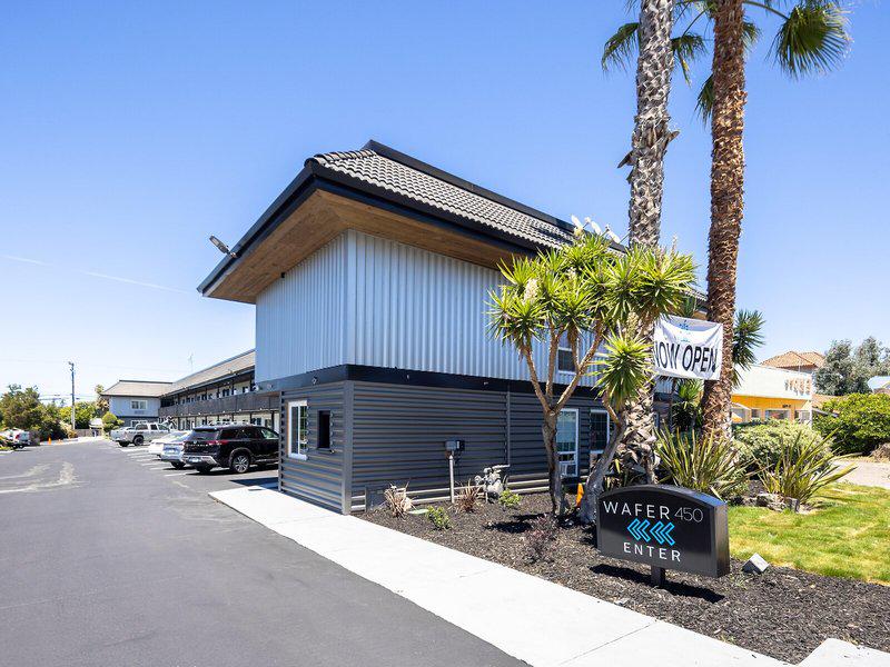 932CE7C39F07ED79C2D865E7A47EFF6E