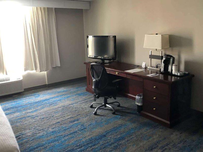 15B5A0B21F3316693A085761F899849A