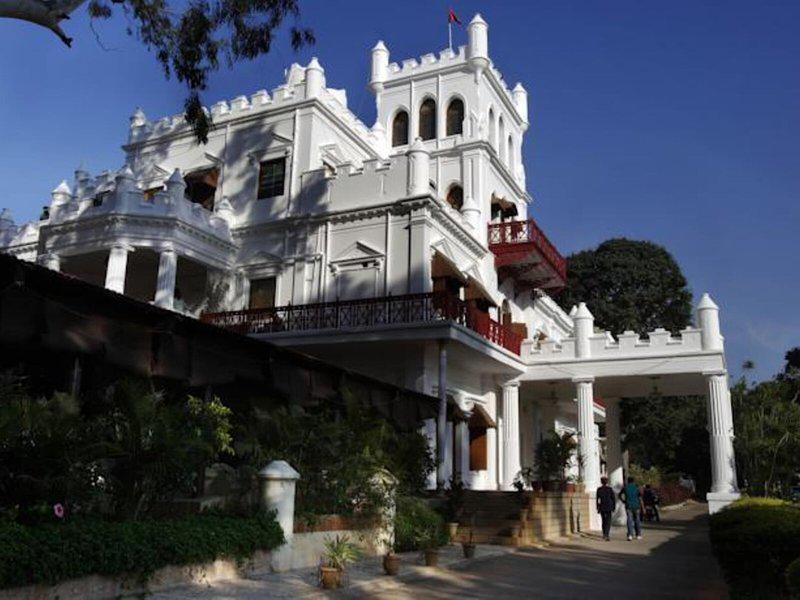 7F05B4920C71BD9F0B364430DAF30D3A