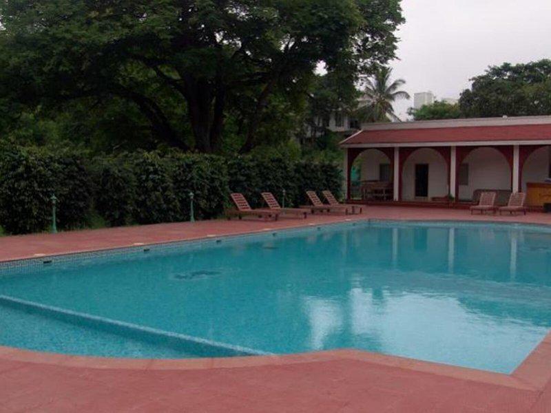 86C0D6F2119E3C3F569B8D11E290D86B